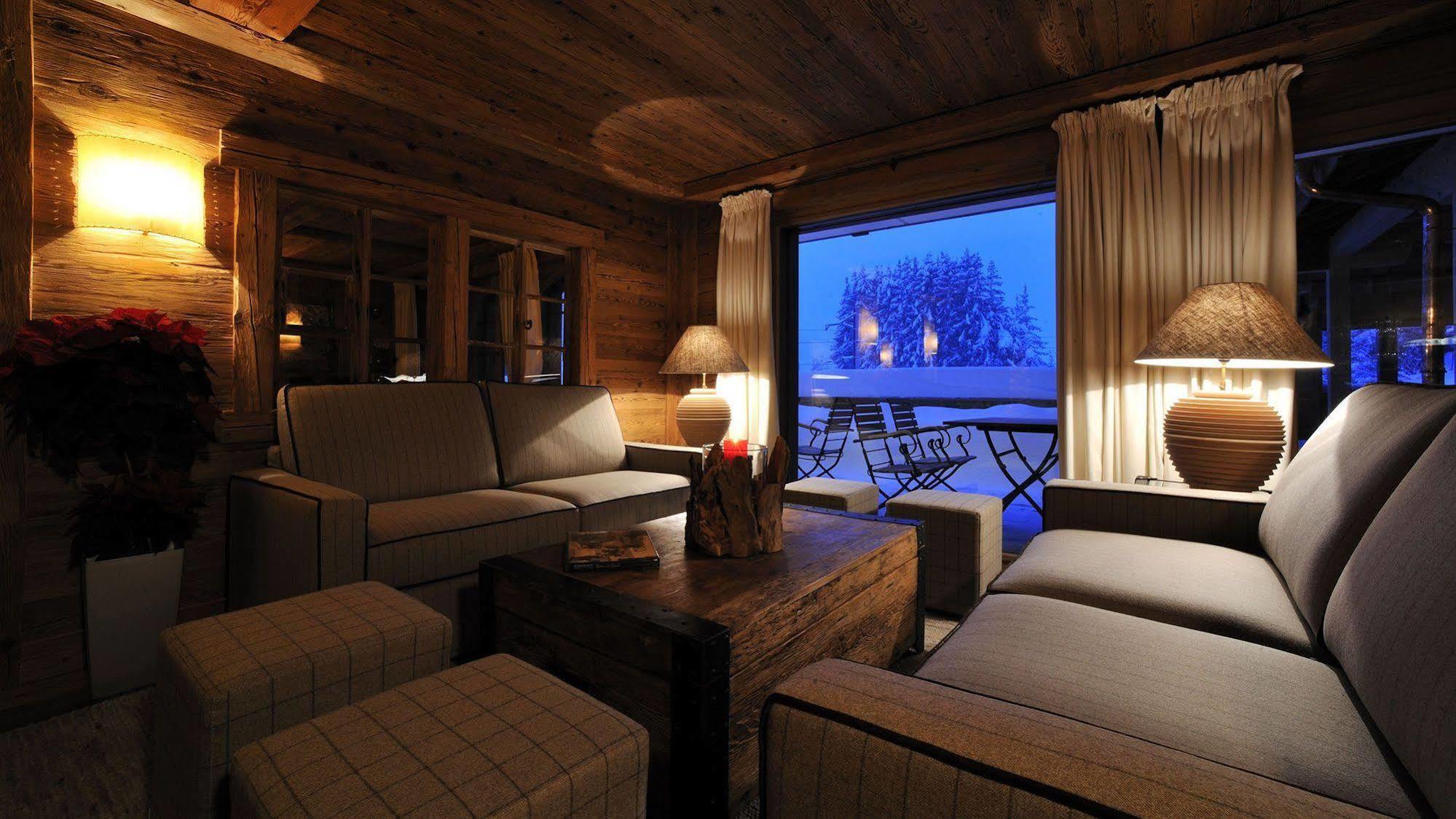 Hotel Des Alpes Superieur Ґштад Екстер'єр фото